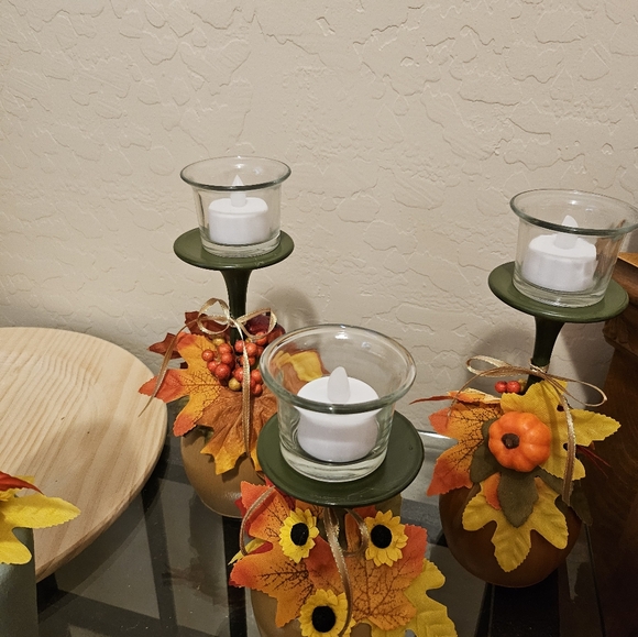 Hand crafted fall candle holder with candles and votive cups - Picture 3 of 6
